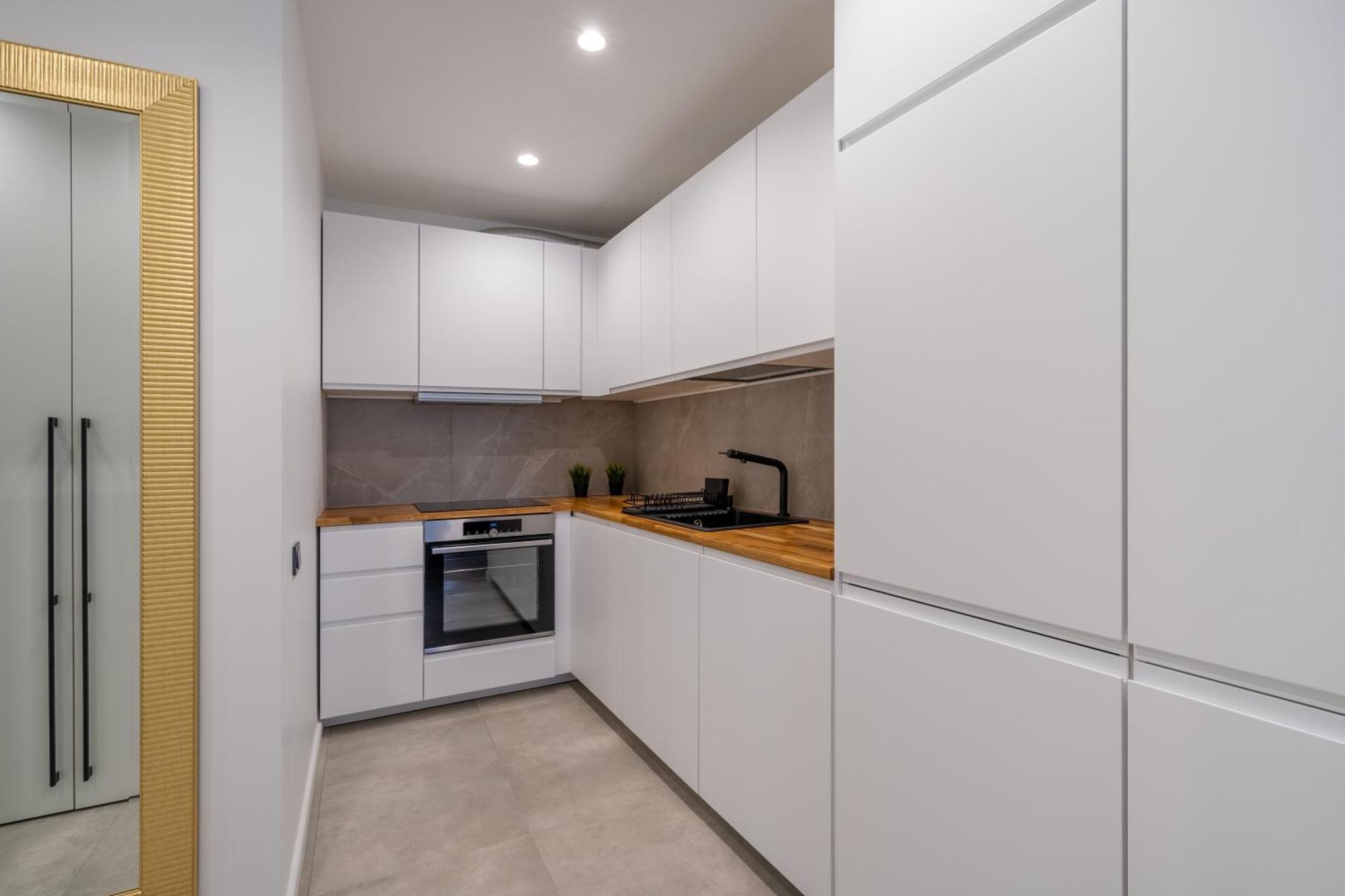 Mucenieku Street 1-Bedroom Stylish Apartment รีกา ภายนอก รูปภาพ